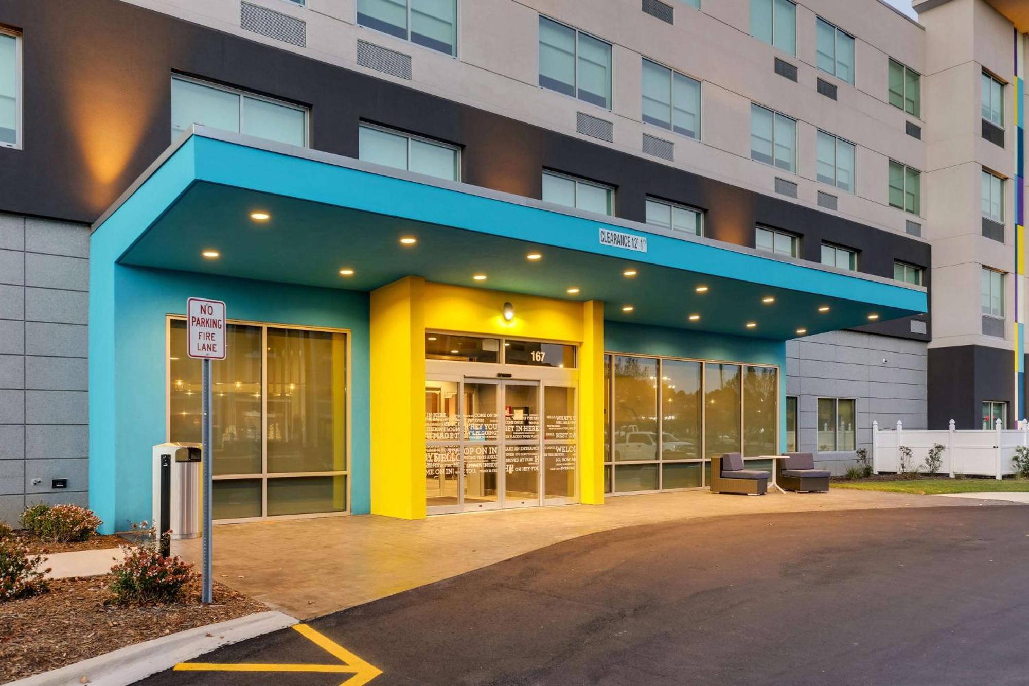 Tru By Hilton Smithfield I-95 Hotel Exterior foto
